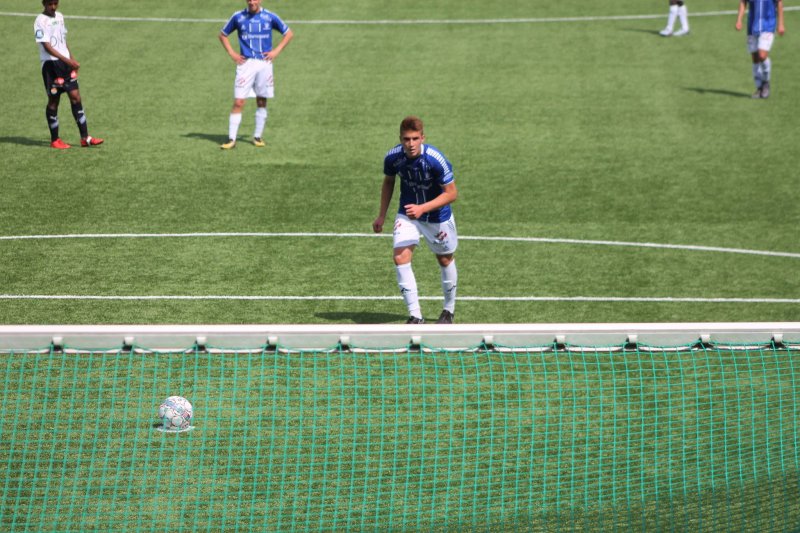 SIKKER: Ron Quranolli rett før han sikrer 08 a-sluttspill.