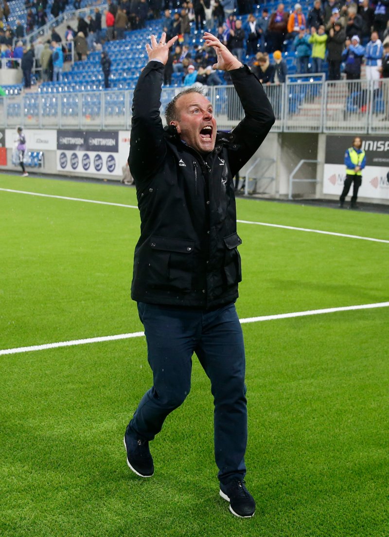 ENGASJEMENT: Geir Bakke har satt fyr på Sarpsborg-publikummet mer enn én gang denne sesongen...
