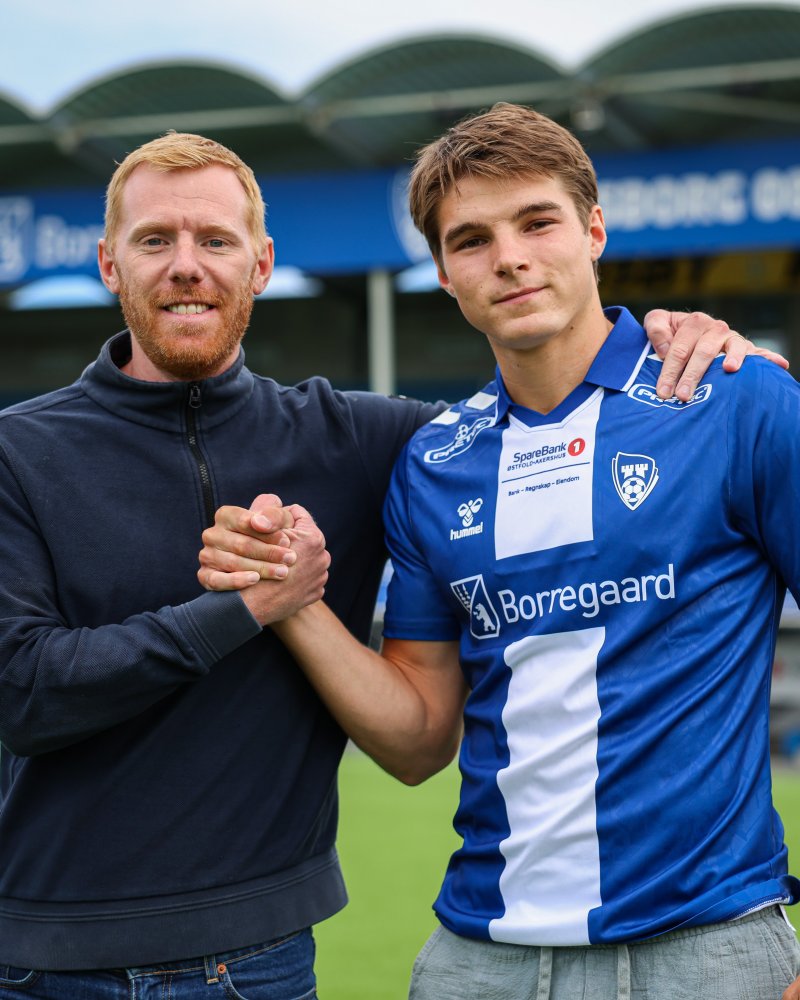 PÅ PLASS: Luca Høyland har signert en kontrakt fram til sommeren 2030.