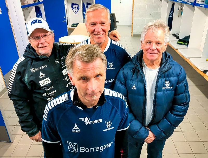 GODE KOMPISER: Han verdsetter Arve, Svein og Raymond høyt, men vi undres om ikke også tørketrommelen på Stadion har fått et helt spesielt forhold til Tom Hansen. Det har i alle fall blitt nok med møter, de to i mellom. (Foto: Alexander Klaussen)